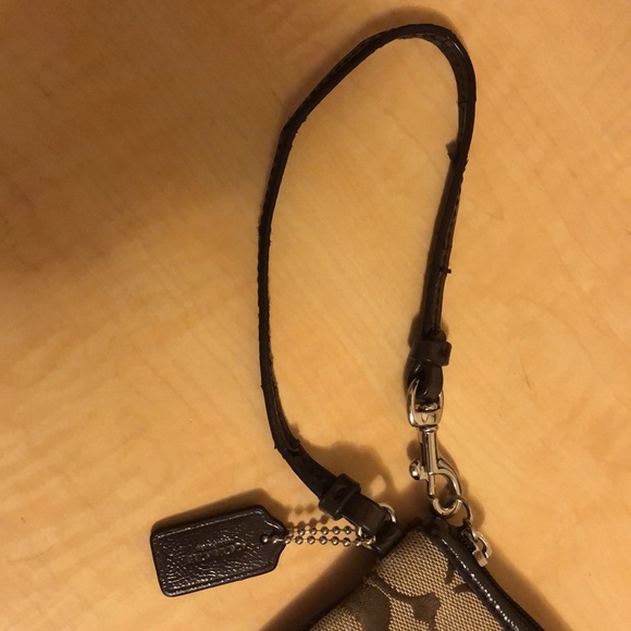 Coach Wallet - Picture 4 of 6